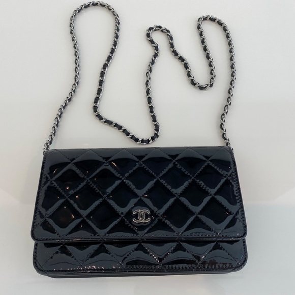 CHANEL BLACK PATENT LEATHER WALLET ON A CHAIN NEW IN BOX! - Picture 9 of 16